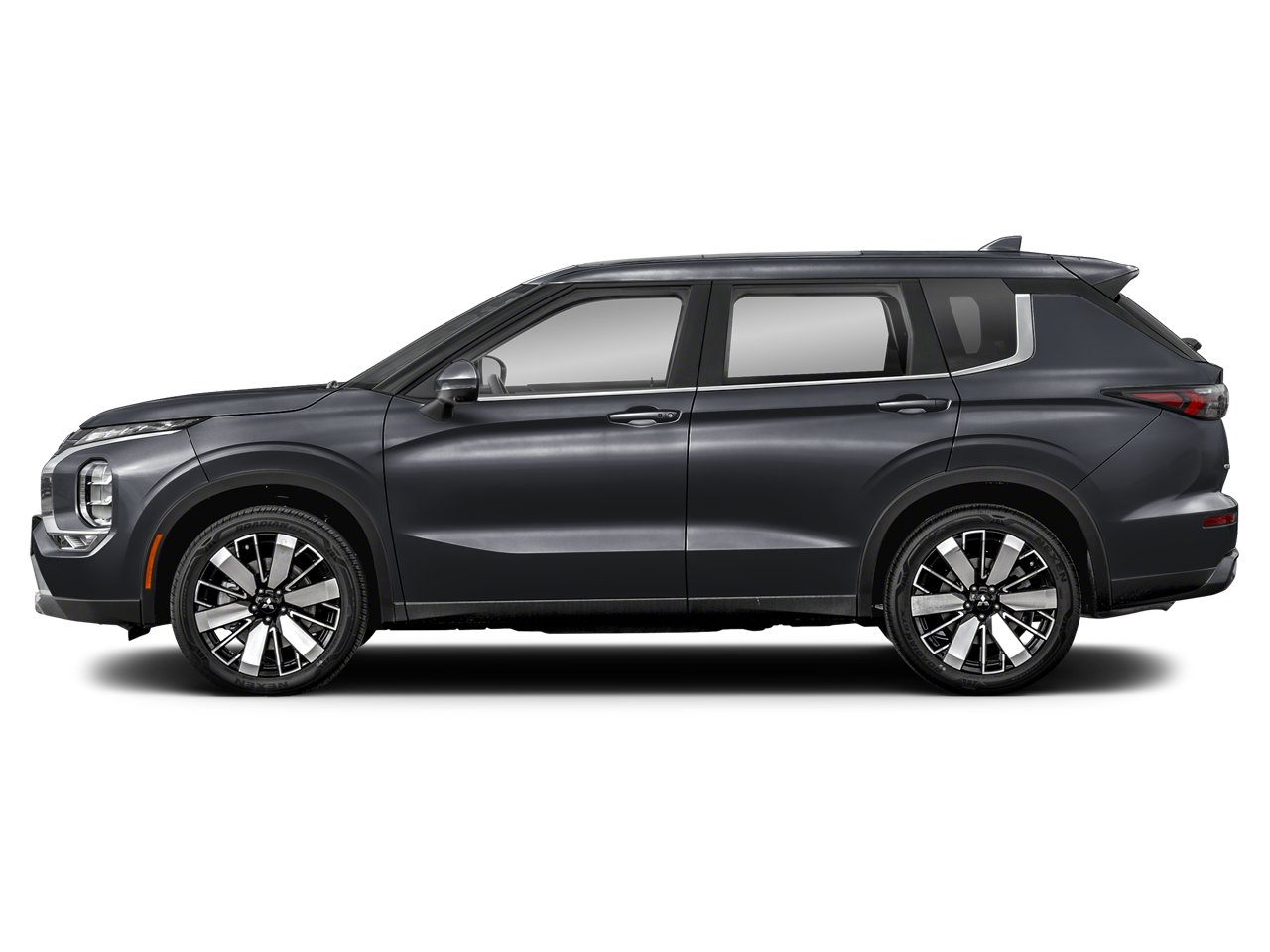2025 Mitsubishi Outlander SE - Photo 18