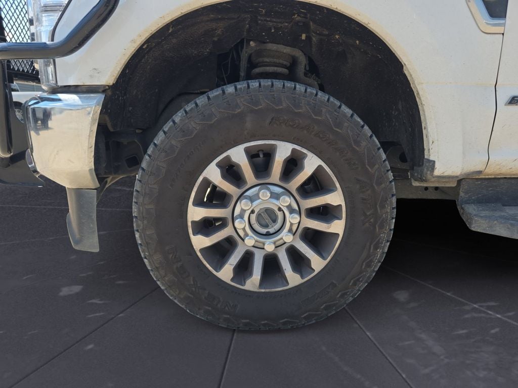 2022 Ford F-350SD Lariat
