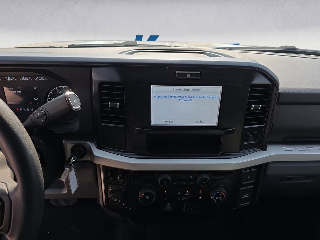 2025 Ford F-350SD XLT DRW