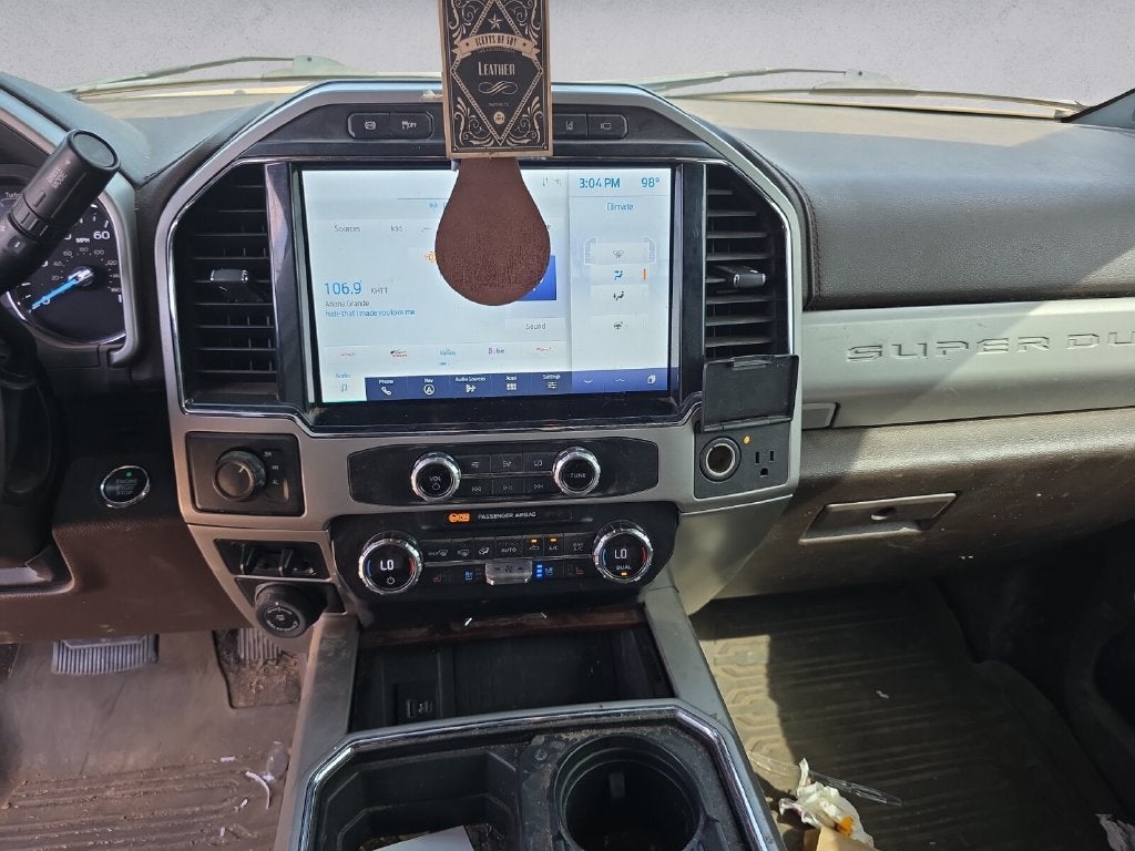 2022 Ford F-350SD King Ranch DRW