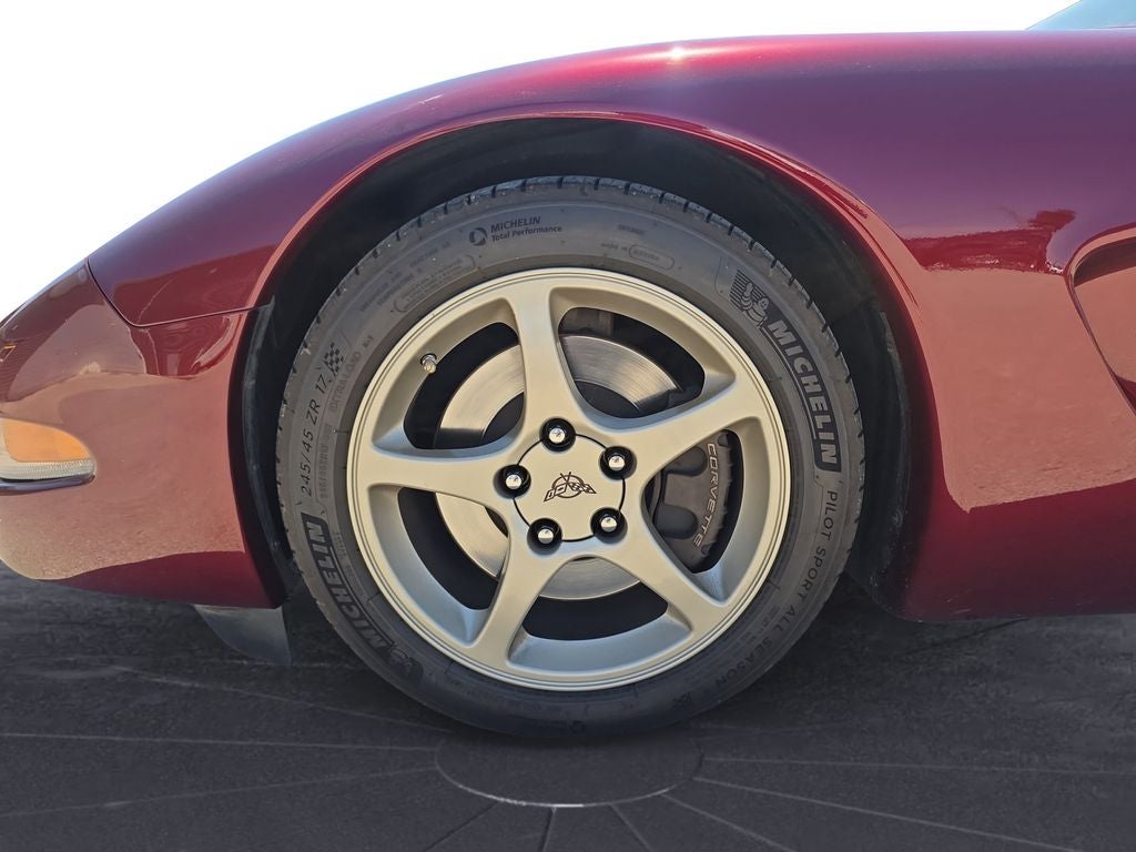 2003 Chevrolet Corvette Base