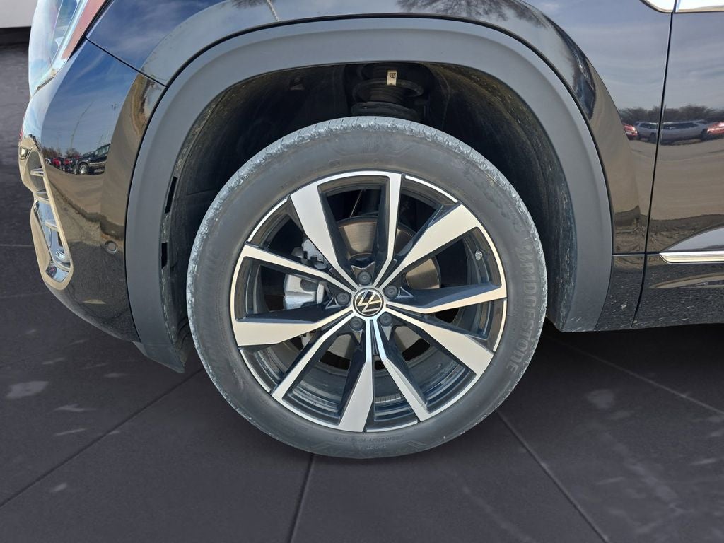 2024 Volkswagen Atlas 2.0T SEL Premium R-Line