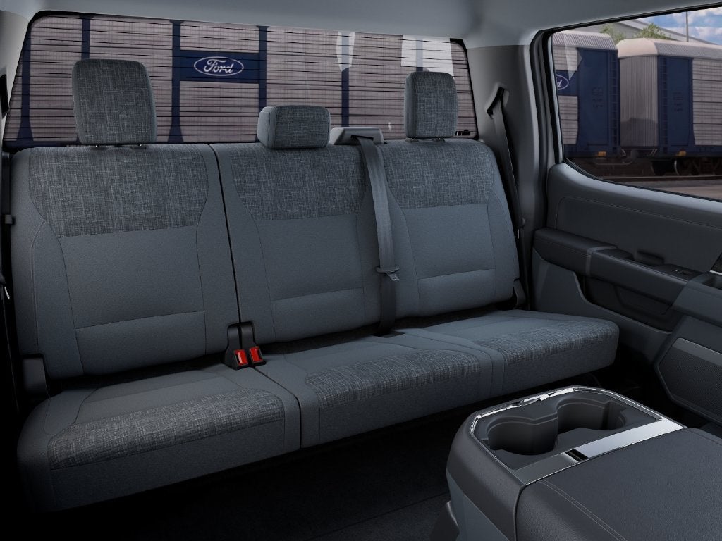 2027 Ford F-350SD XLT DRW