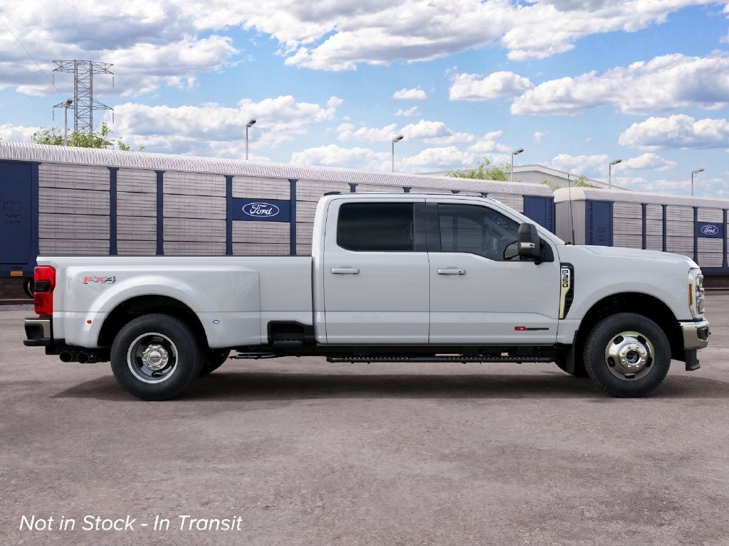 2027 Ford F-350SD XLT DRW