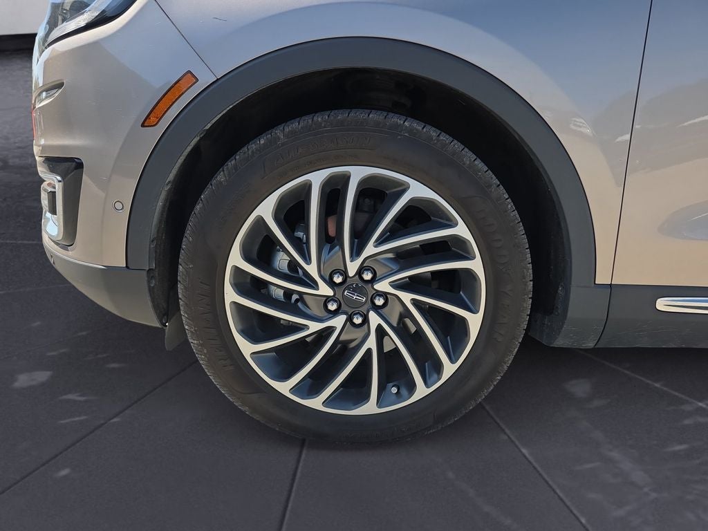 2019 Lincoln Nautilus Reserve