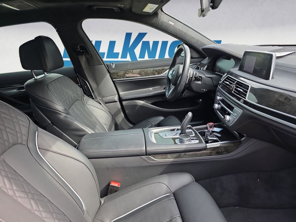 2022 BMW 7 Series 750i xDrive