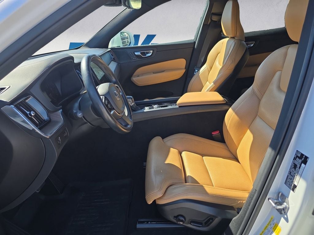 2021 Volvo XC60 T5 Inscription