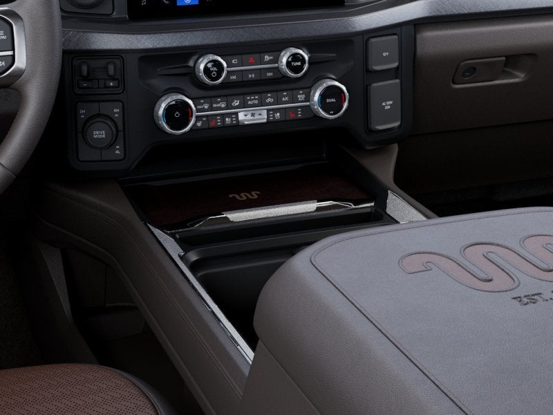 2027 Ford F-450SD King Ranch DRW
