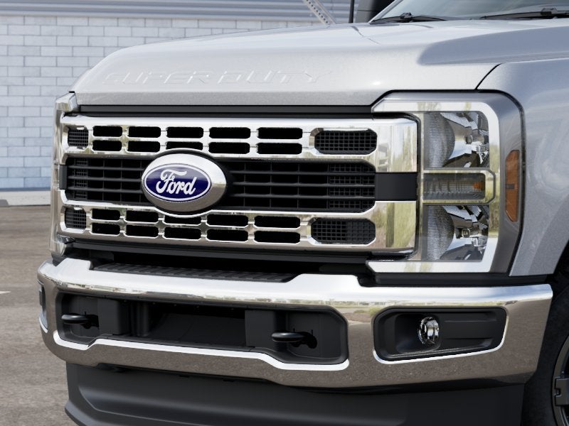2027 Ford F-350SD XLT